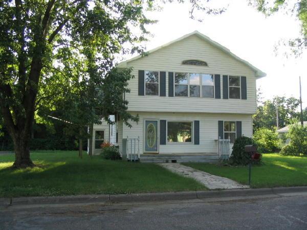 3182 S 25th, La Crosse, WI 54601