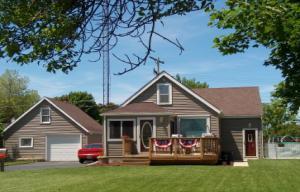 1306 Illinois St., Racine, WI 53405