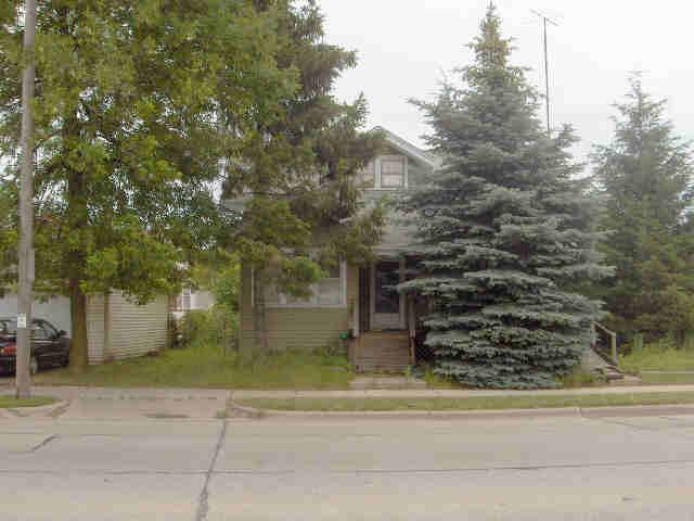 2611 Douglas Ave., Racine, WI 53402