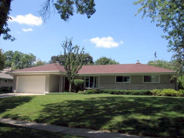 1034 E Roberta Ave., Waukesha, WI 53186