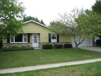 523 Sheridan, West Bend, WI 53095