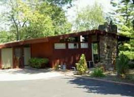 1112 N 124th St., Wauwatosa, WI 53226