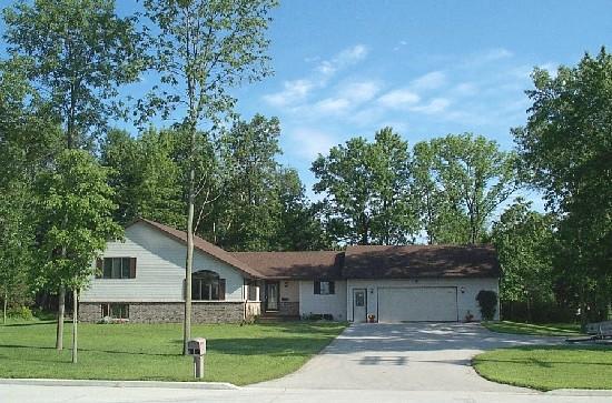 4520 Lakeview Ave., Two Rivers, WI 54241