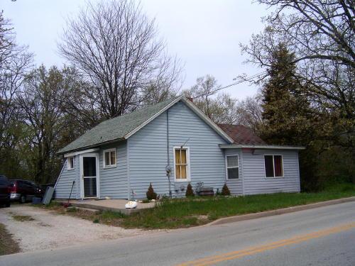 337 Kettle Moraine Dr, Eagle, WI 53119