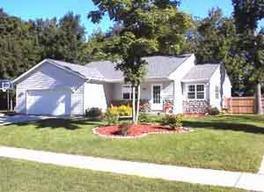 208 Hargrove Pl., West Bend, WI 53095