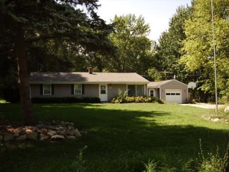 W204N10563 Hilltop Dr, Germantown, WI 53022