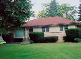 8328 W Glendale Ct., Milwaukee, WI 53218