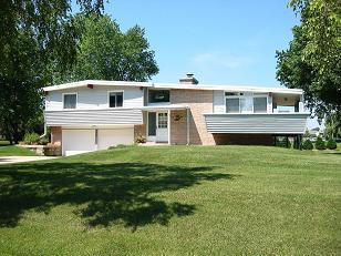 4833 S Marin Way, New Berlin, WI 53151