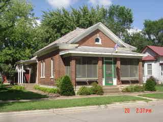1317 Farnam St, La Crosse, WI 54601