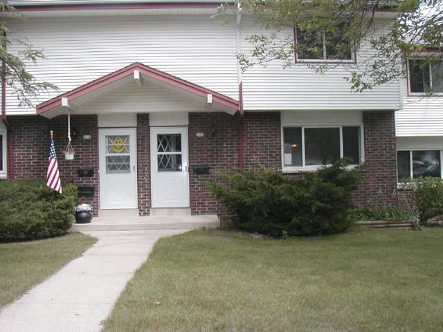 216 Morris St., Pewaukee, WI 53072