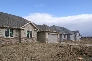 9501 Prairie Crossing Dr., Caledonia, WI 53126