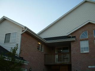 N25W24129 River Park Dr. #6, Pewaukee, WI 53072