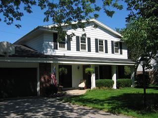 2369 N 119th St., Wauwatosa, WI 53226