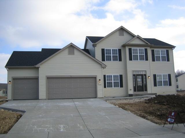 322 Cedar Crest Ln., Slinger, WI 53086