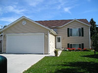 3043 Meachem Rd, Mount Pleasant, WI 53405