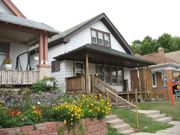 3010 W Greenfield Ave., Milwaukee, WI 53215