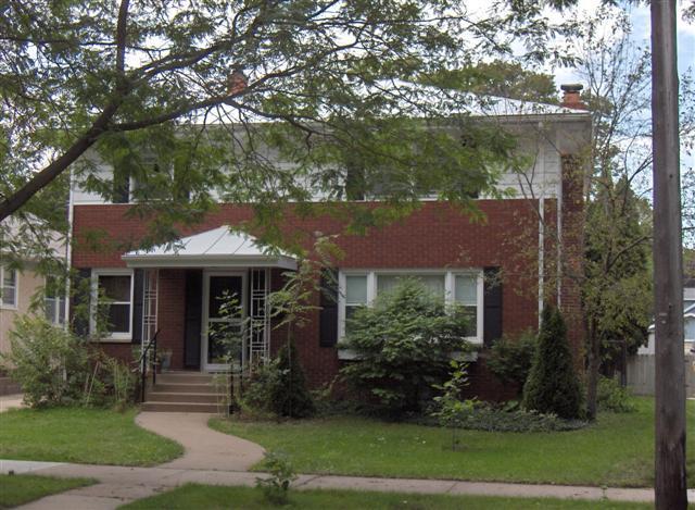 432 S 20th St., La Crosse, WI 54601