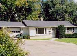 11320 W Parnell Ave, Hales Corners, WI 53130