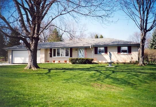 11830 W Scherrei Dr., Franklin, WI 53132