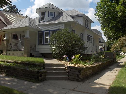 1361 N 65th, Wauwatosa, WI 53213