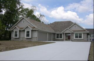N76W17060 Kolbrook Ct., Menomonee Falls, WI 53051