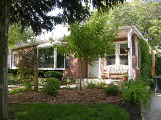 501 N 114th St, Wauwatosa, WI 53226