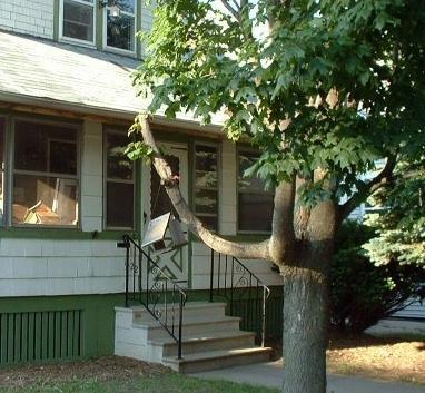 1422 73rd St, Kenosha, WI 53143