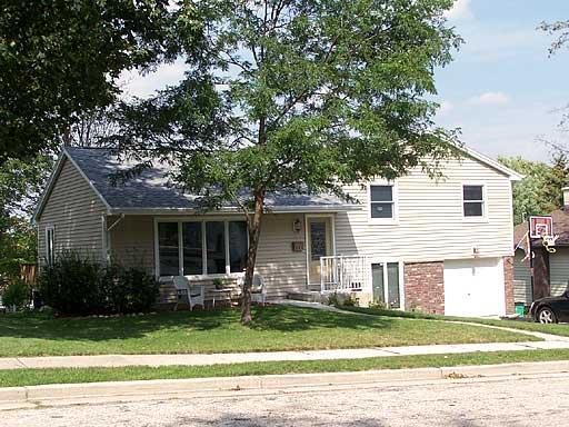 394 W Loos St., Hartford, WI 53027