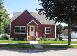 2502 Loomis St., La Crosse, WI 54603