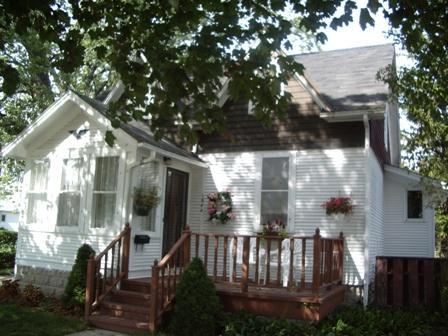 [Address Hidden by Seller], Manitowoc, WI 54220