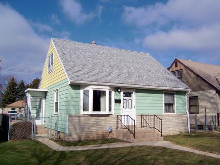 [Address Hidden by Seller], Milwaukee, WI 53218