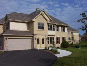 8647 S Deerwood Ln. #19L, Franklin, WI 53132