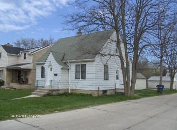 5222 N 49th St., Milwaukee, WI 53218