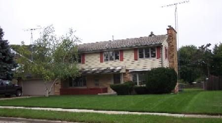 7926 15th Ave., Kenosha, WI 53143