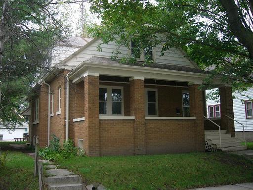 5049 N 37th St, Milwaukee, WI 53209
