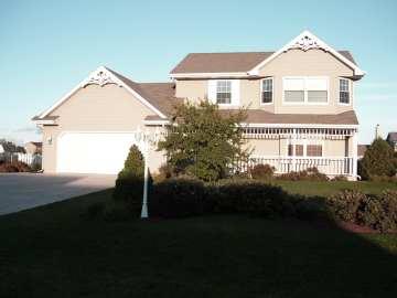 5815 Leawood Ln., Caledonia, WI 53402