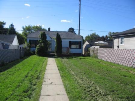 4021 Olive St., Racine, WI 53405