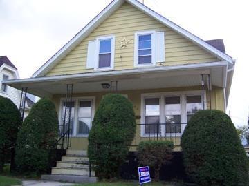 2406 Calumet Dr, Sheboygan, WI 53083