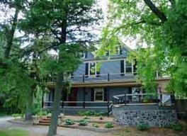 14136 N Port Washington Rd, Mequon, WI 53097