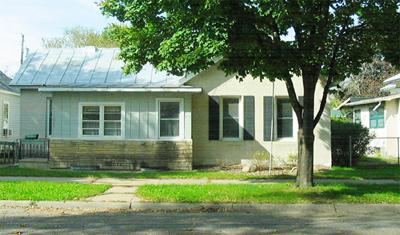 1226 S 11th, La Crosse, WI 54601