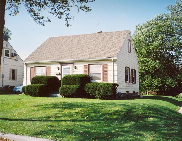 505 N 97th St., Wauwatosa, WI 53226