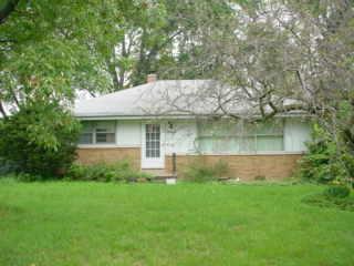 5200 W Willow Rd., Brown Deer, WI 53223