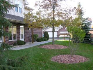 7883 S Scepter Dr. #2, Franklin, WI 53132