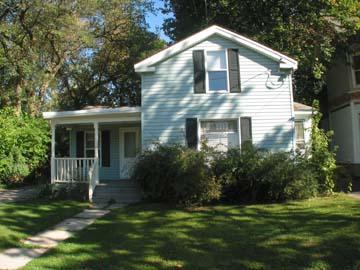 426 W South St., Oconomowoc, WI 53066