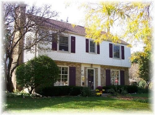 2477 N 86th St., Wauwatosa, WI 53226