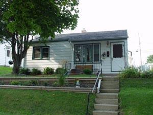 3852 E Hammond, Cudahy, WI 53110