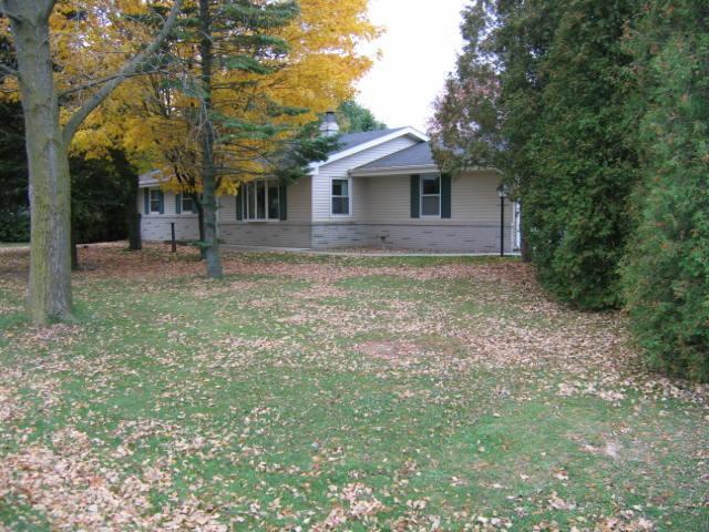 4026 N 46th St, Sheboygan, WI 53083