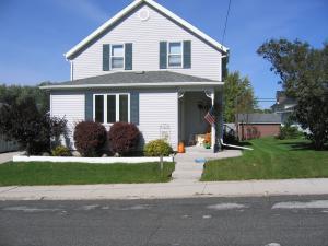 118 Lincoln St., Valders, WI 54245