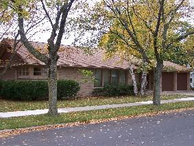 1205 Fairmont Ln., Manitowoc, WI 54220