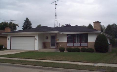 2030 N 27th Pl., Sheboygan, WI 53081